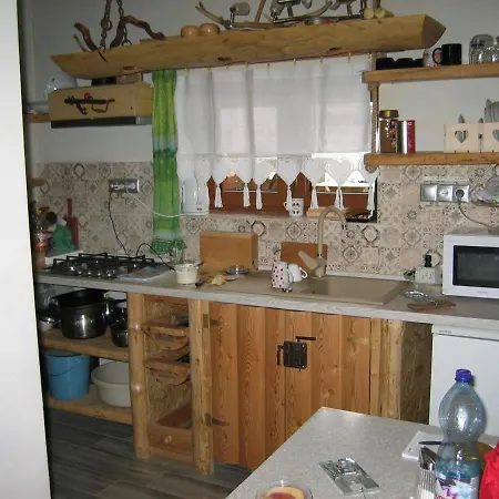 Chalupka V Doline Daire